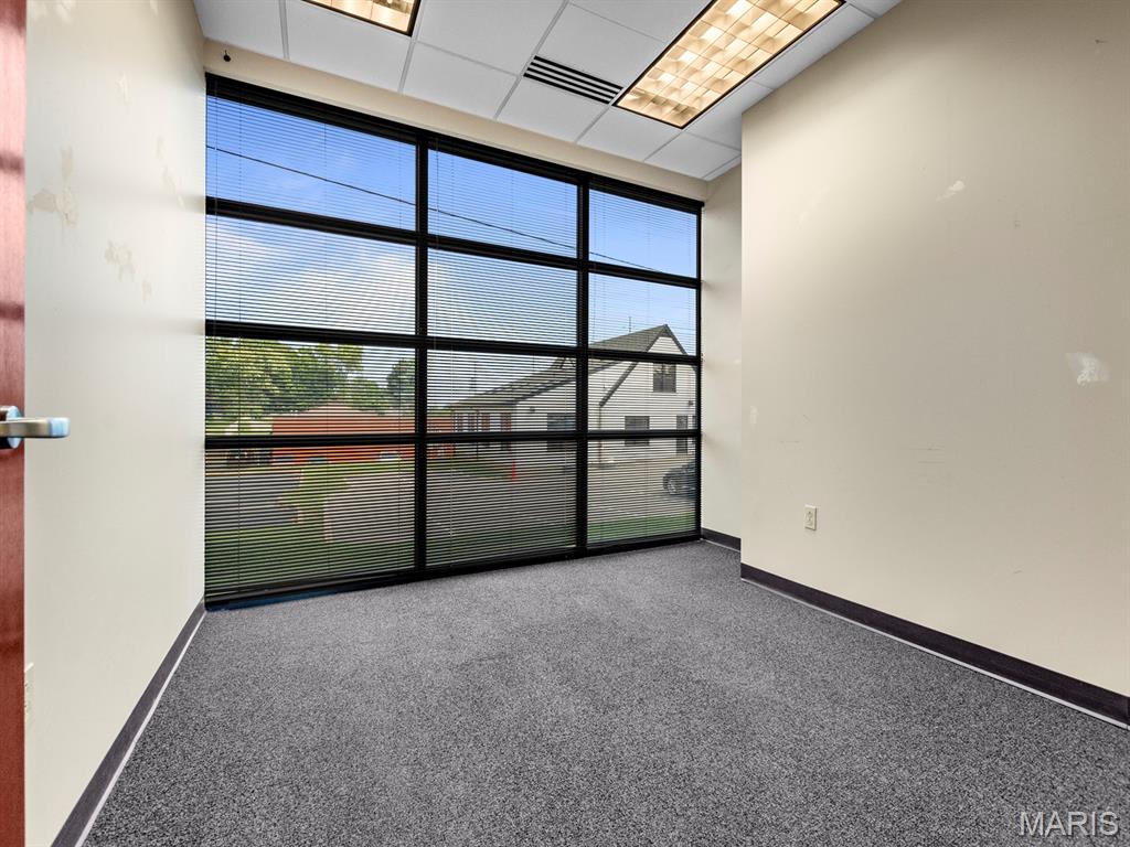 Jacobs Add To Hutchinsons - Commercial Lease