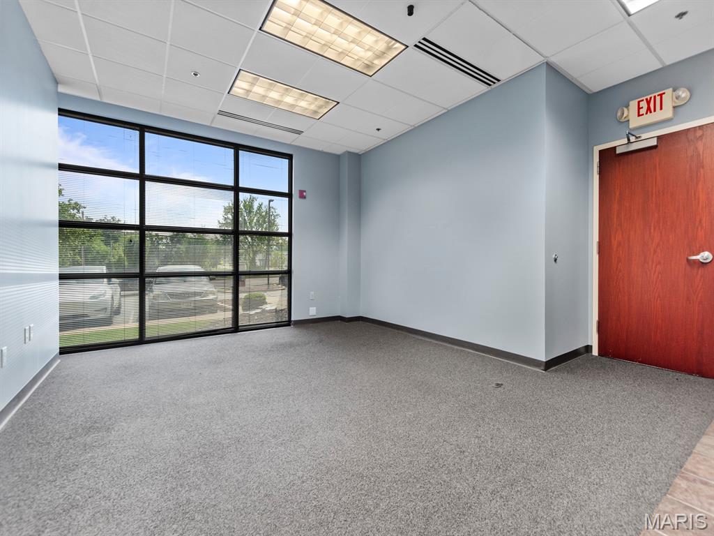 Jacobs Add To Hutchinsons - Commercial Lease