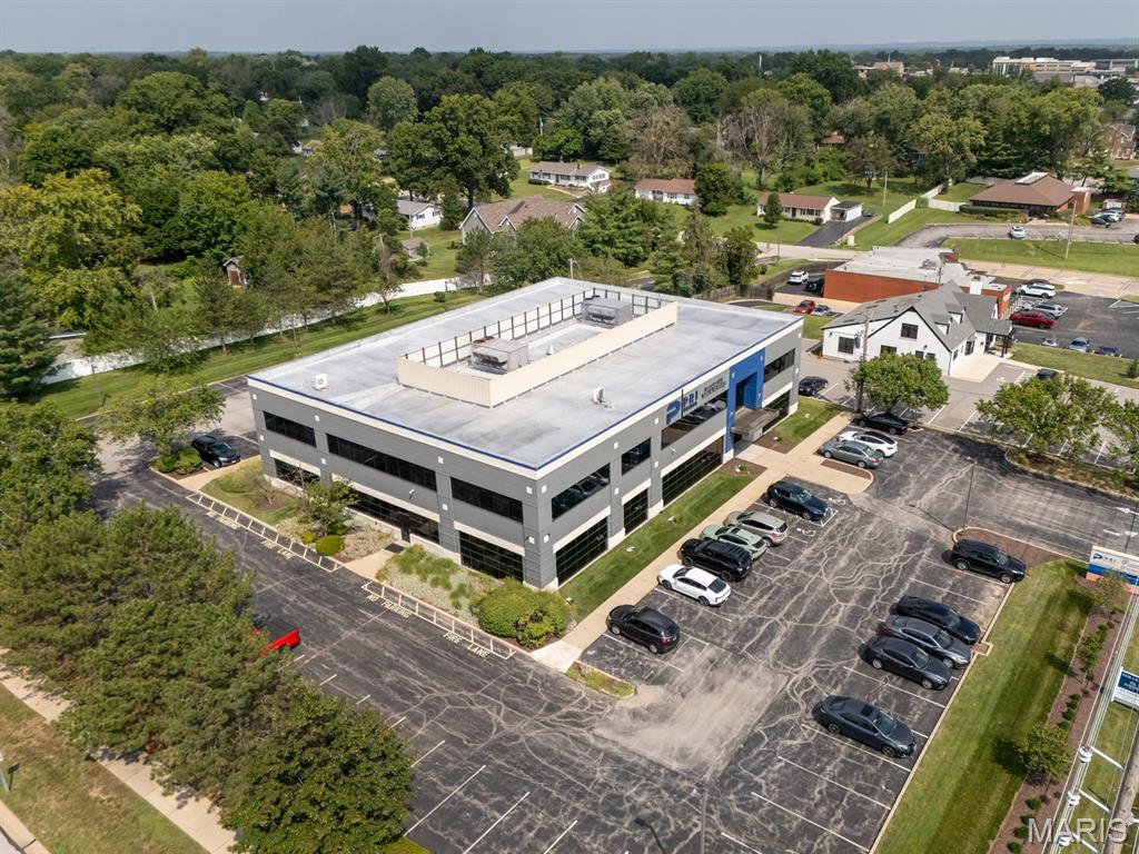 Jacobs Add To Hutchinsons - Commercial Lease