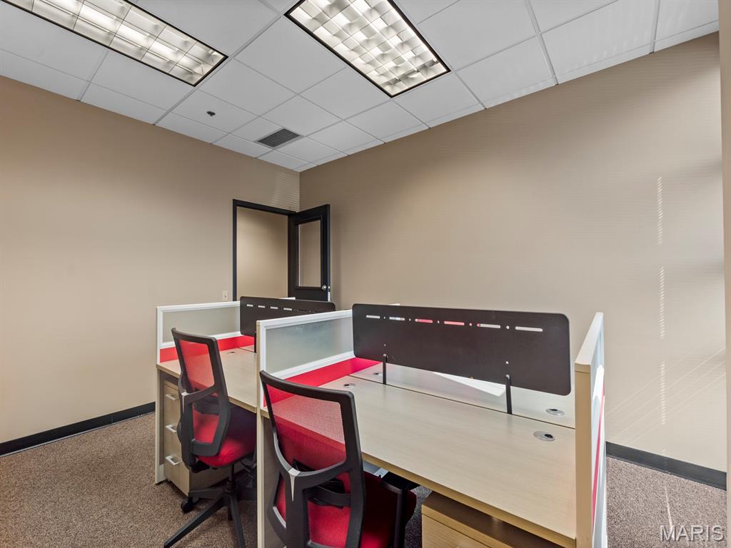 Jacobs Add To Hutchinsons - Commercial Lease