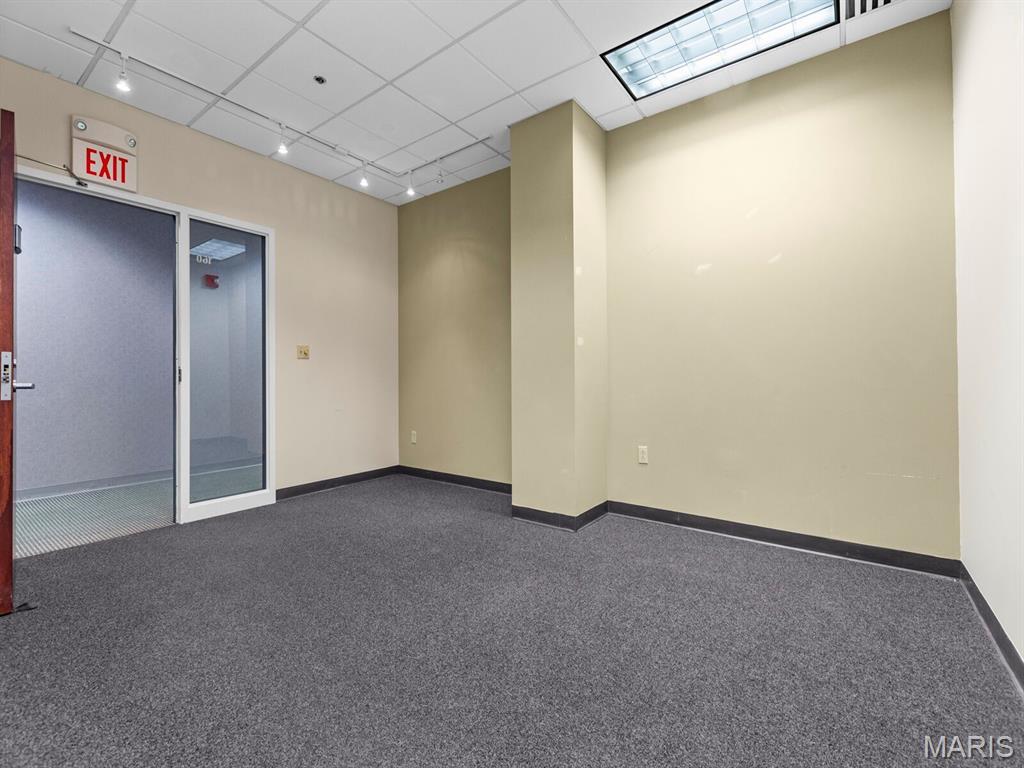 Jacobs Add To Hutchinsons - Commercial Lease