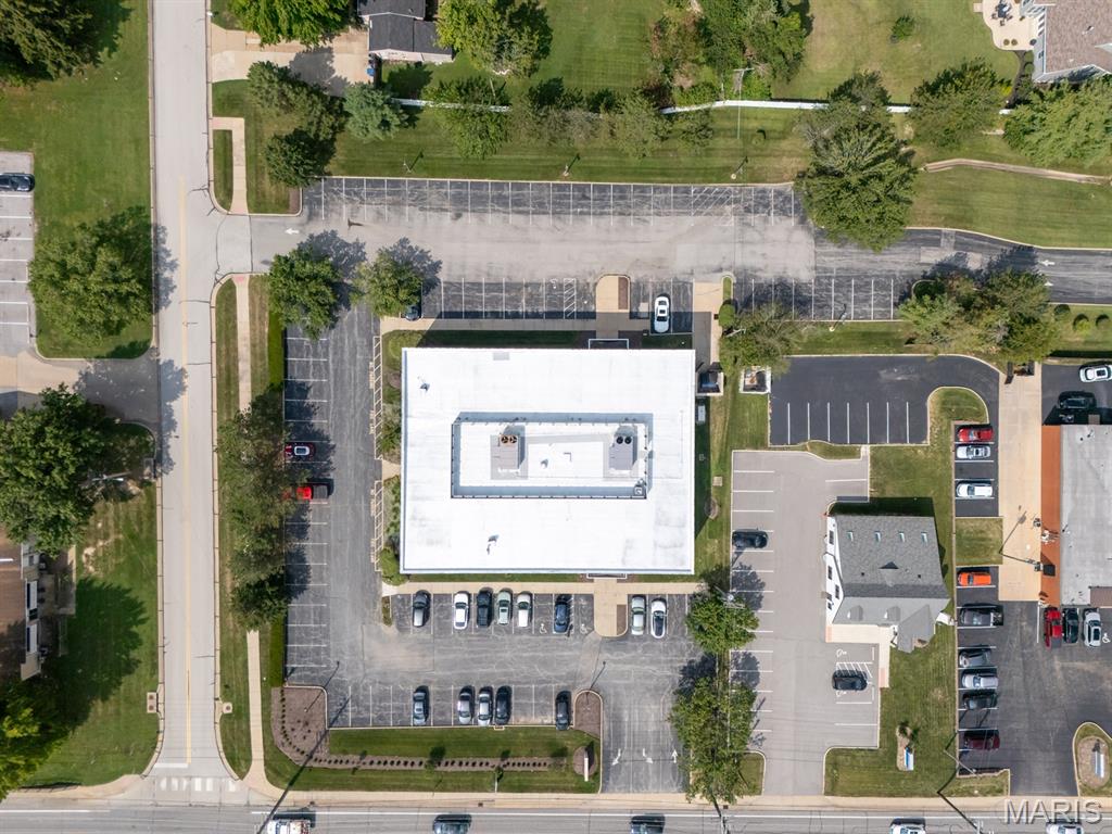 Jacobs Add To Hutchinsons - Commercial Lease
