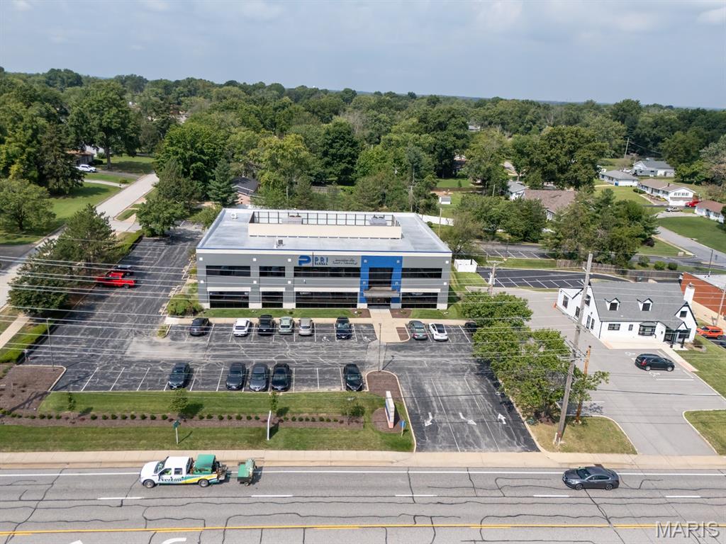 Jacobs Add To Hutchinsons - Commercial Lease
