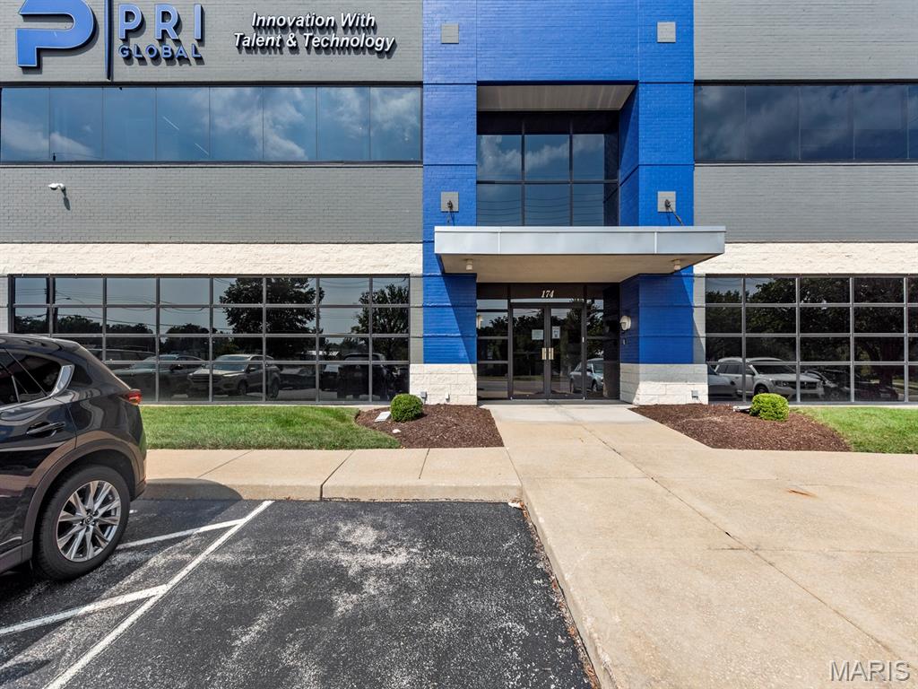 Jacobs Add To Hutchinsons - Commercial Lease