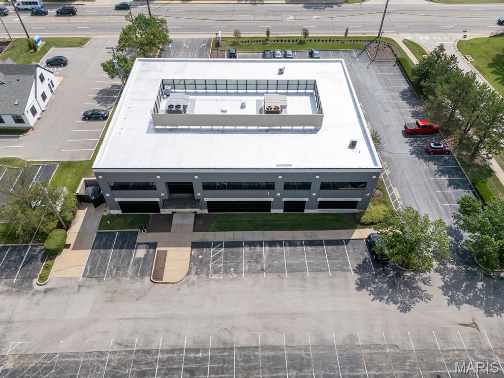 Jacobs Add To Hutchinsons - Commercial Lease