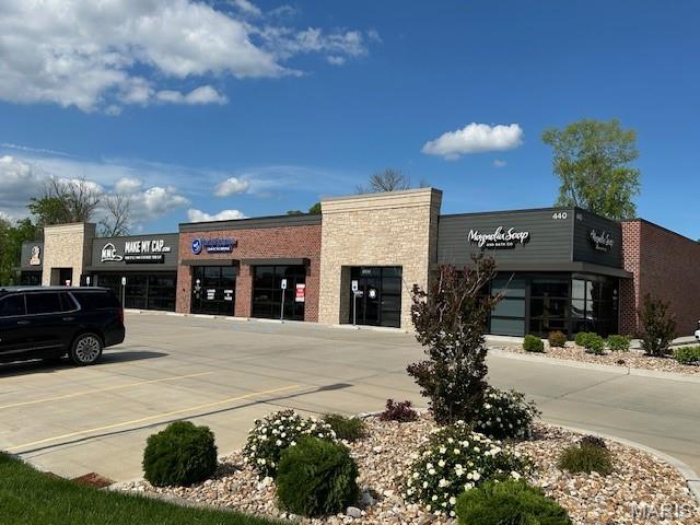 0000 - Commercial Lease