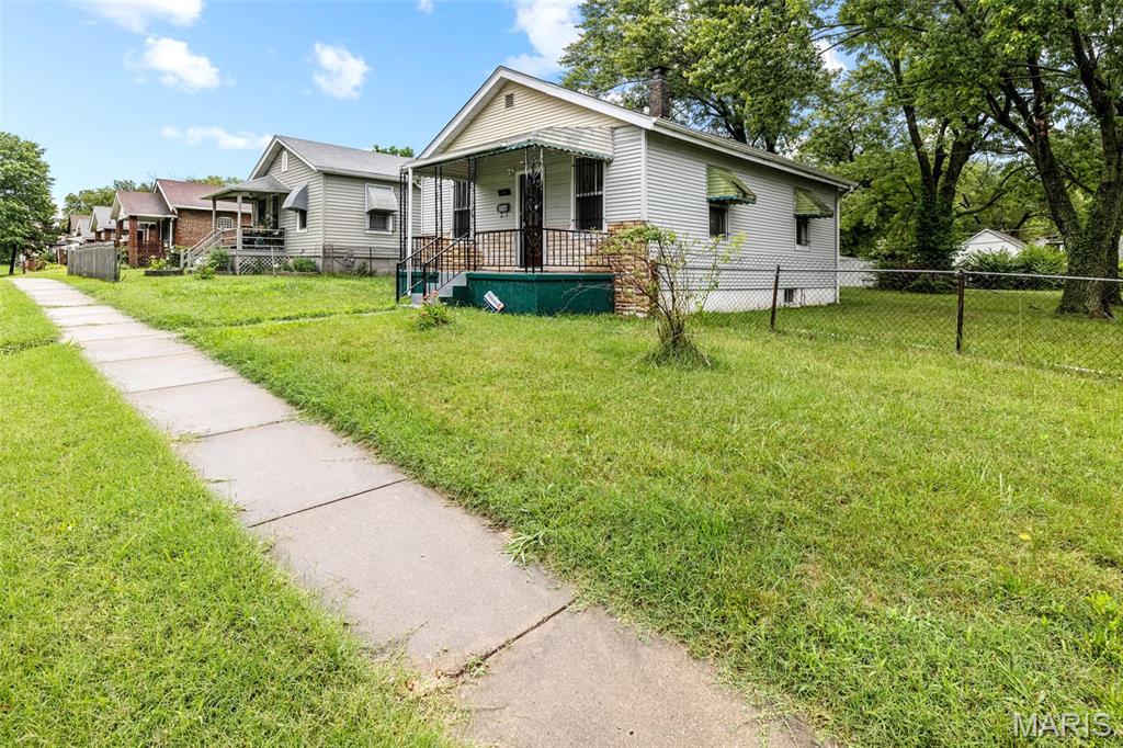 West Lawn - Residential