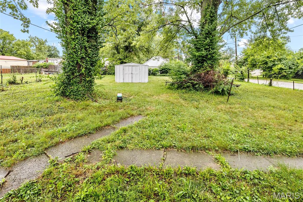 West Lawn - Residential