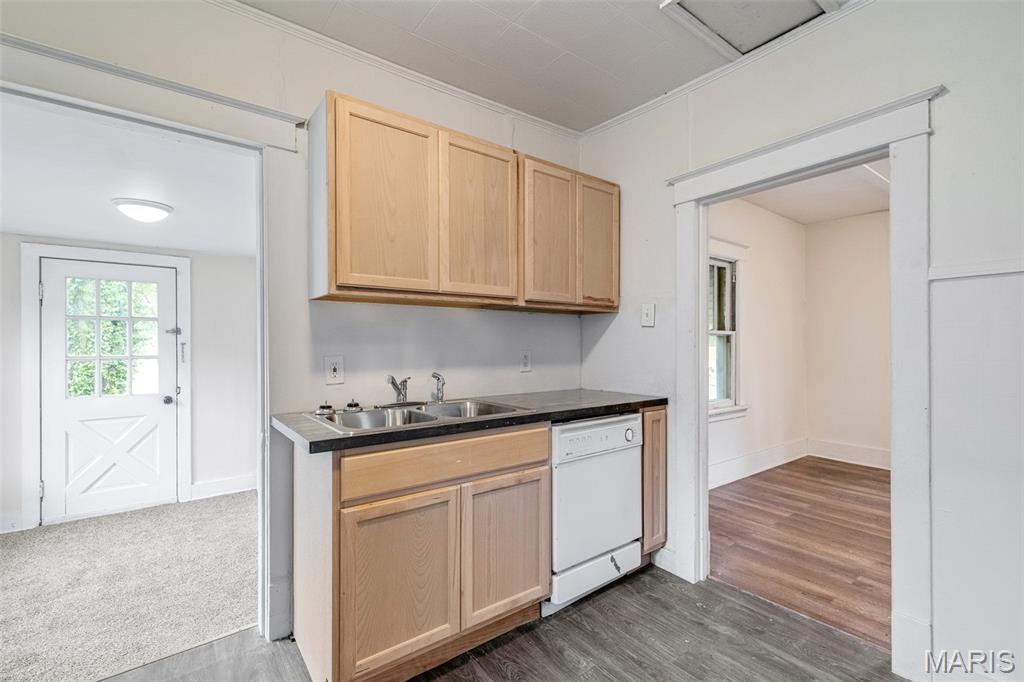 West Lawn - Residential