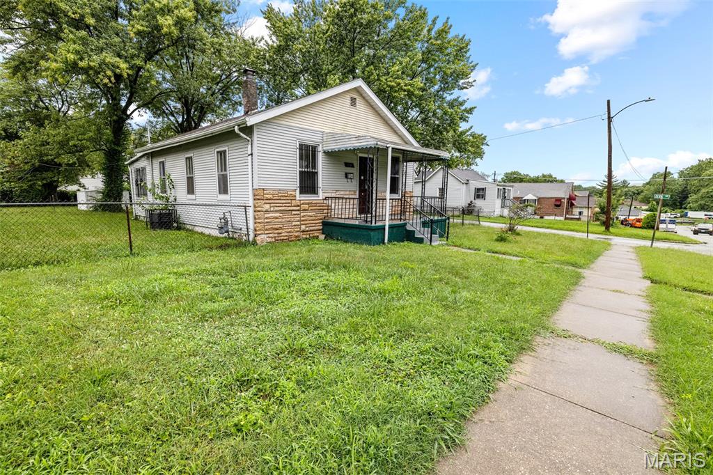 West Lawn - Residential