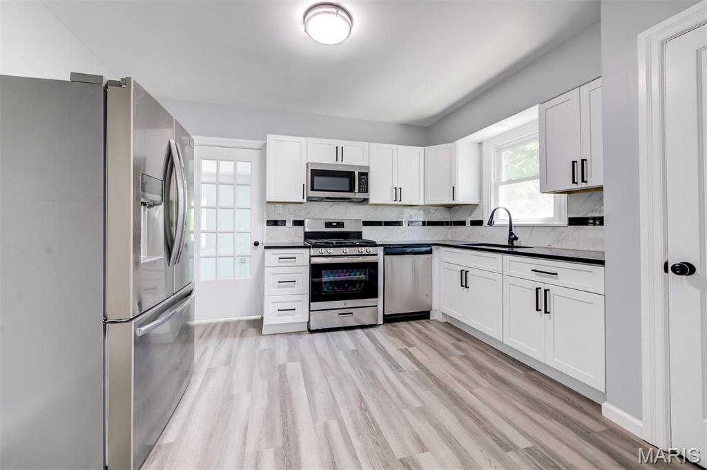 Wallis Add To Overland Park - Residential