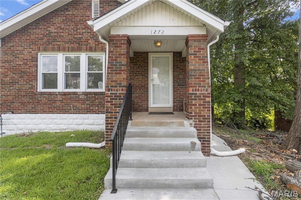 Discover the timeless appeal of 1272 Pennsylvania Avenue. This inviting home is move in ready, offering a seamless transition for its new owners. Included with this home sale is the vacant 0.12 acre lot next door!  Recent updates include the new roof, refinished hard wood floors, and more! The residence encompasses three bedrooms, providing comfortable and private living spaces. Complementing the living quarters are two full bathrooms, with one featuring a contemporary walk-in shower, enhancing both convenience and design. The exterior of this charming property showcases a classic bungalow architectural style, contributing to its enduring character and curb appeal.  Don't wait, schedule your showing today!