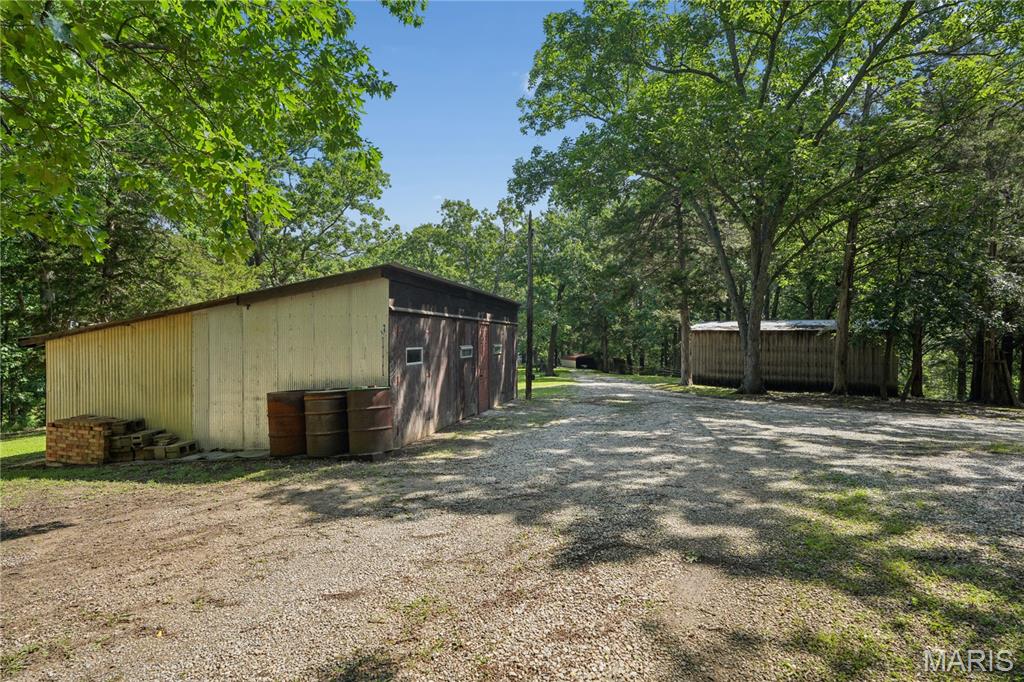 County Line Rd - Residential