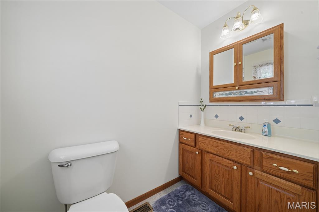County Line Rd - Residential