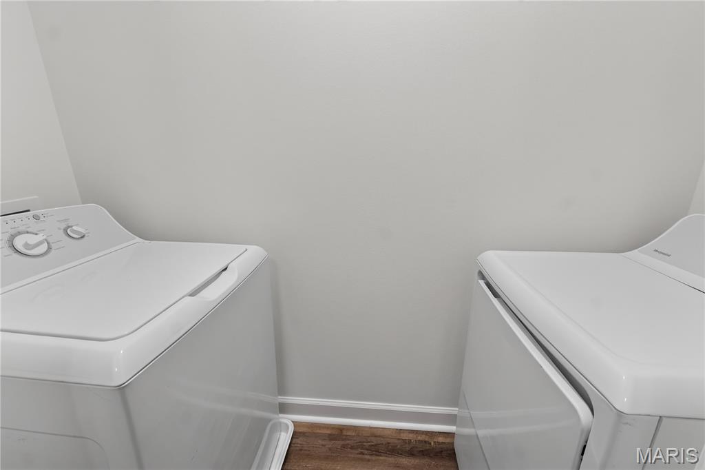 Pershing Ave Condo - Residential