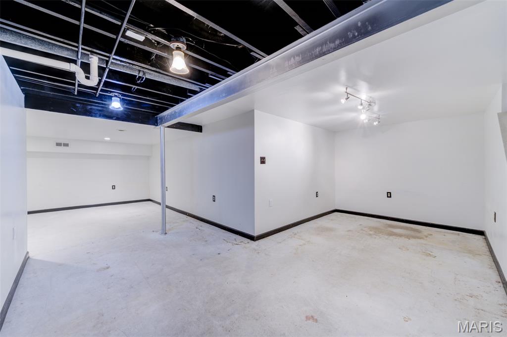 Westglen Woods 5 - Residential