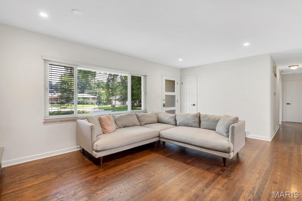 Wir-Don Meadows - Residential