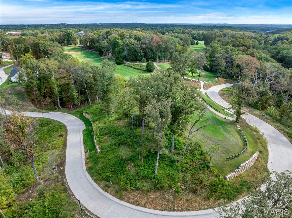 Prime residential lot! Fantastic opportunity to build your dream home in the highly desirable Missouri Bluffs Community. Outstanding location in an award-winning school district, sitting on the tee at the 18th hole of one of Missouri’s premier golf courses. Bring your builder and your plans—it's time to design your future! Conveniently located just minutes from the Katy Trail and Chesterfield Valley!