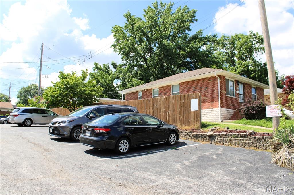 Brighton Place Condo Ph 2 - Residential