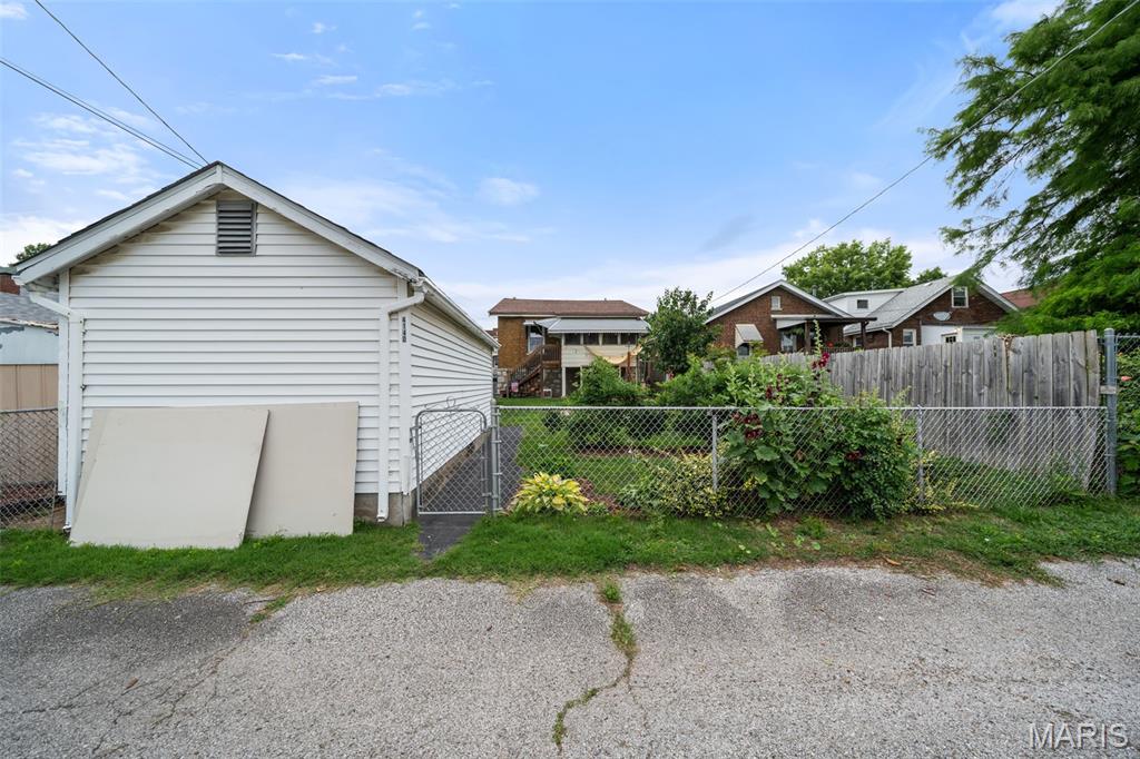 Russells Add 02 - Residential