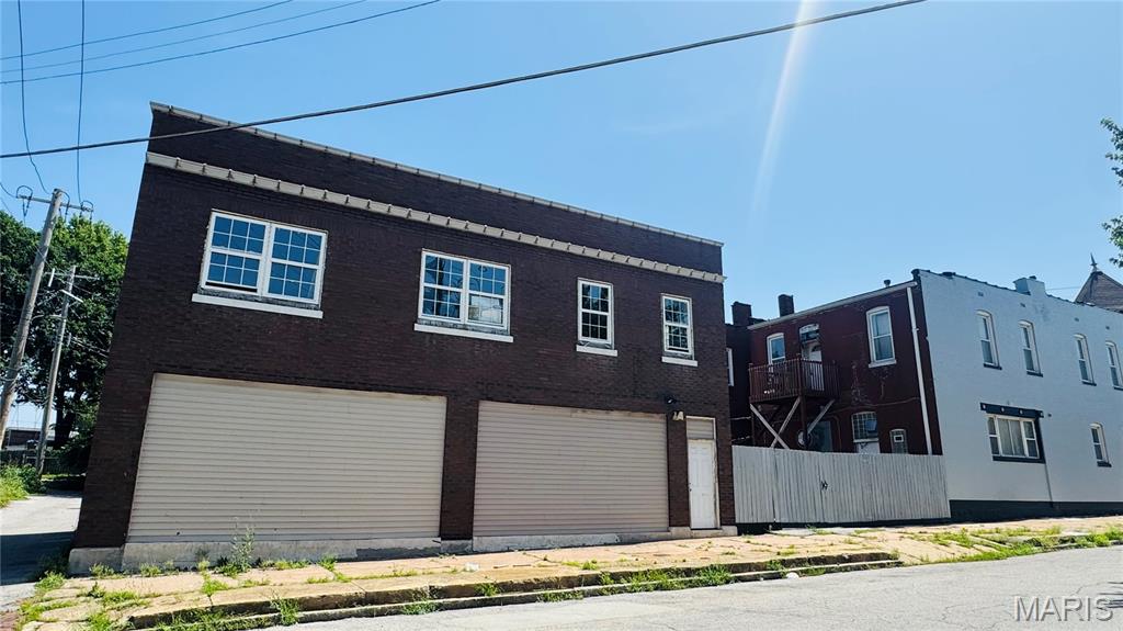 Benton Add - Commercial Sale