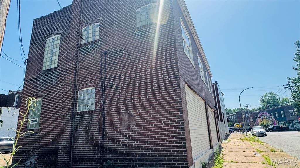 Benton Add - Commercial Sale