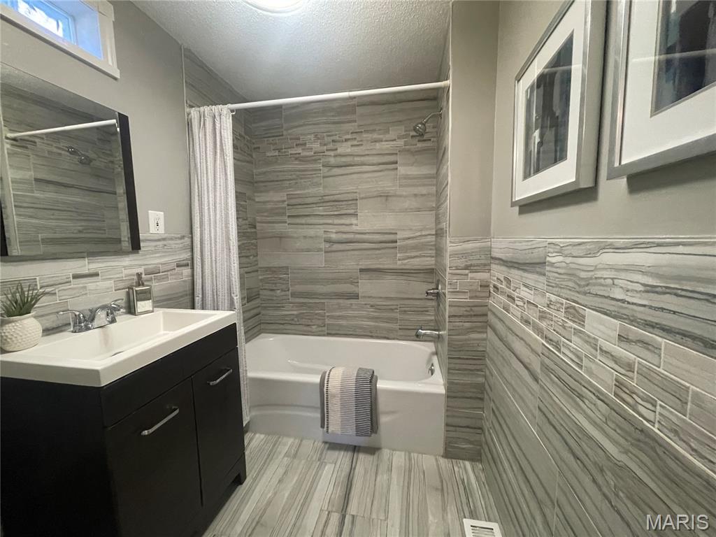 Benton Add - Commercial Sale