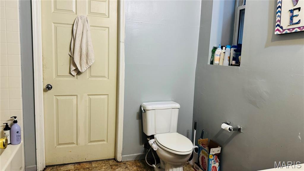 Benton Add - Commercial Sale