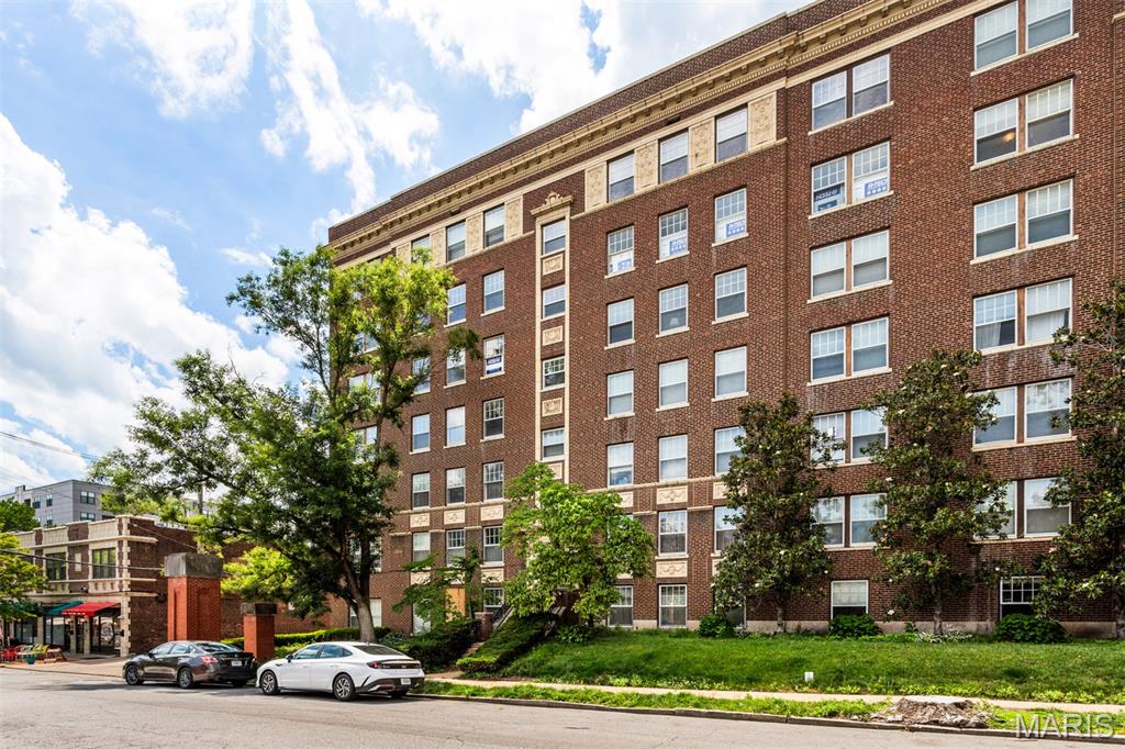 Randolph Condos - Residential