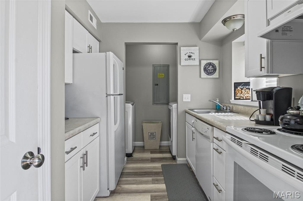 Ashton Place Condo - Residential