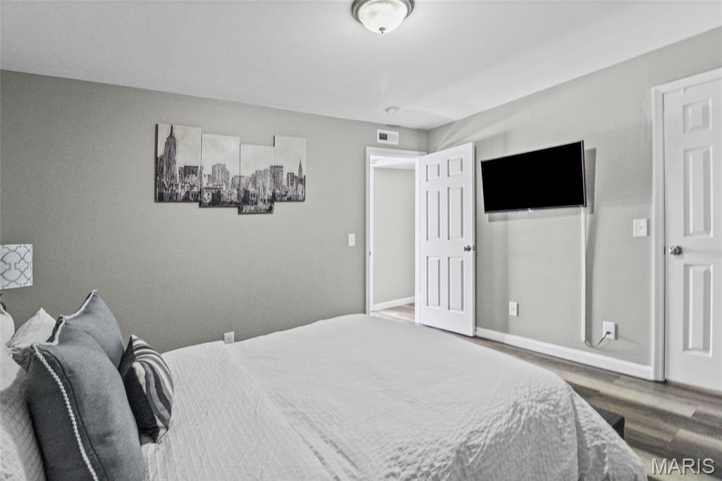 Ashton Place Condo - Residential