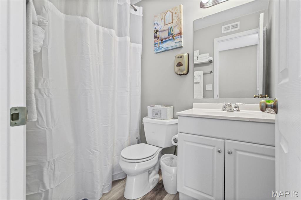 Ashton Place Condo - Residential
