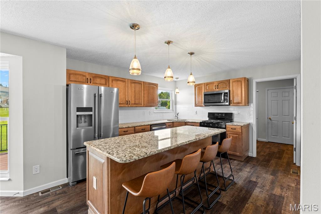 Country Crossing Manor #2 - Residential
