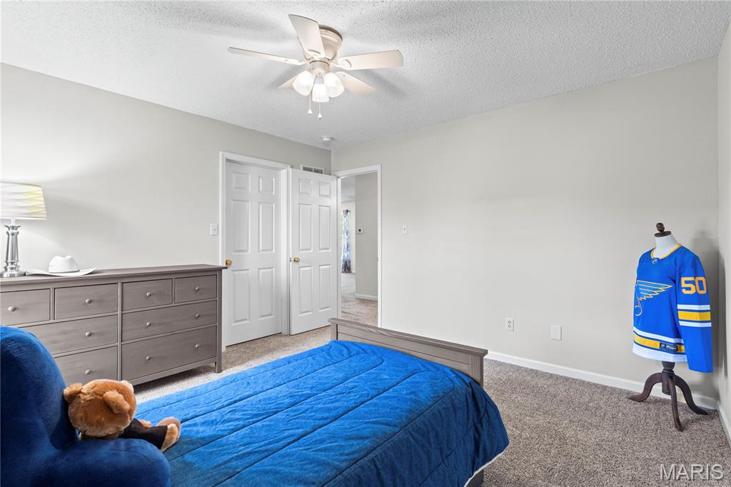 Country Crossing Manor #2 - Residential