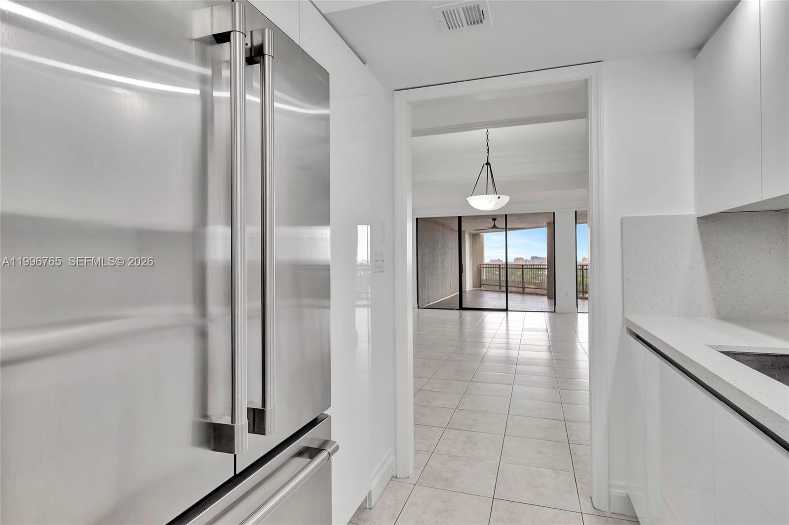 YACHT HARBOUR CONDO - Residential