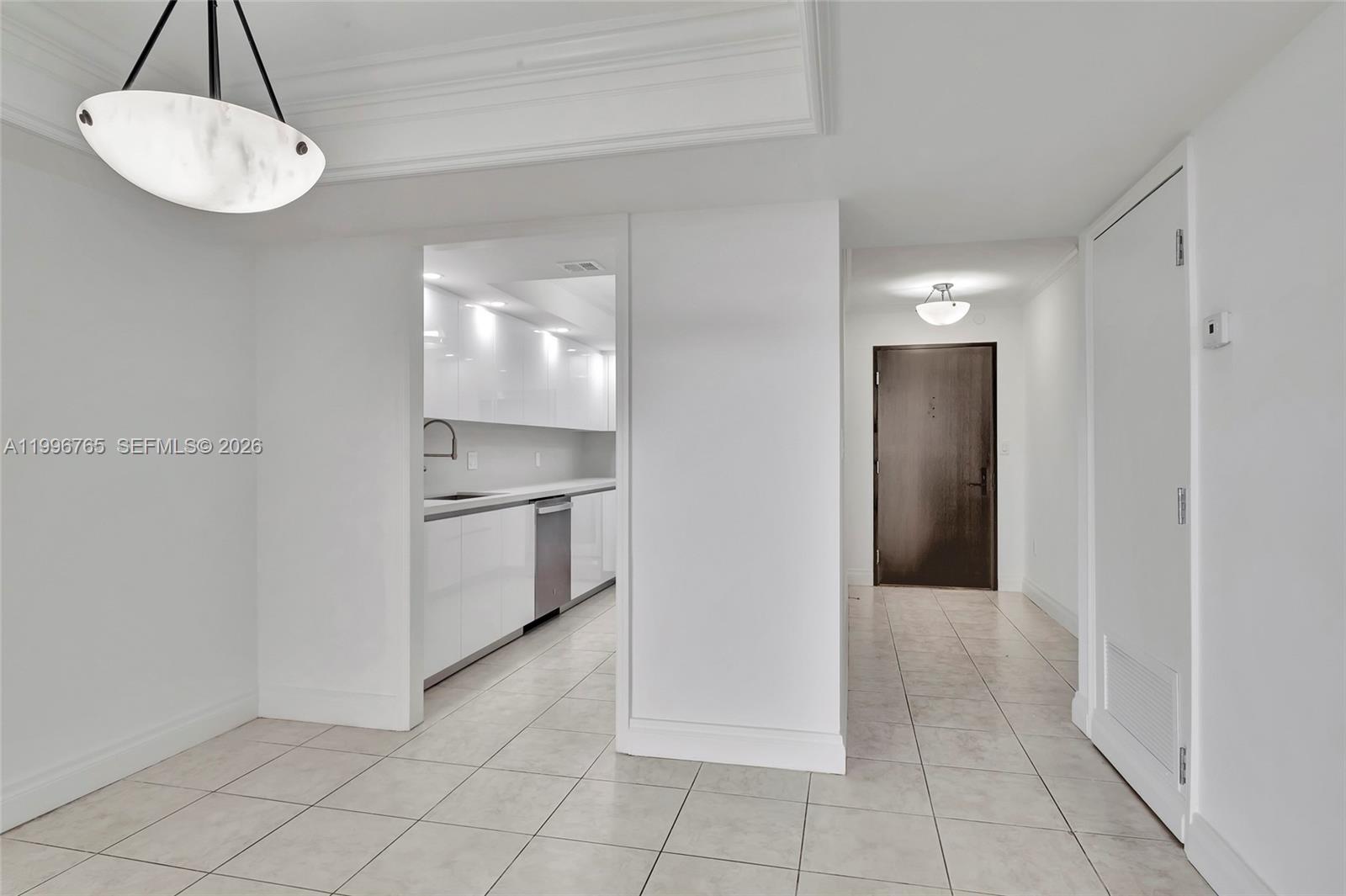 YACHT HARBOUR CONDO - Residential