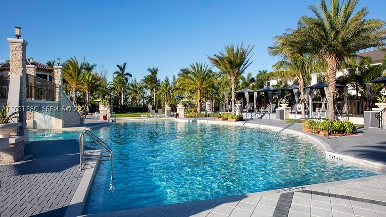 ST MAARTEN AT GRAND BAY C - Residential Lease
