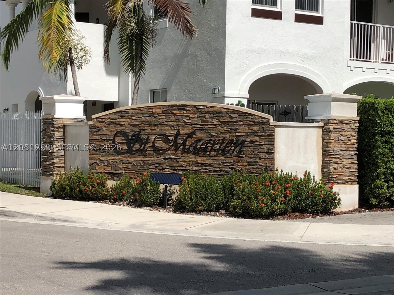 ST MAARTEN AT GRAND BAY C - Residential Lease