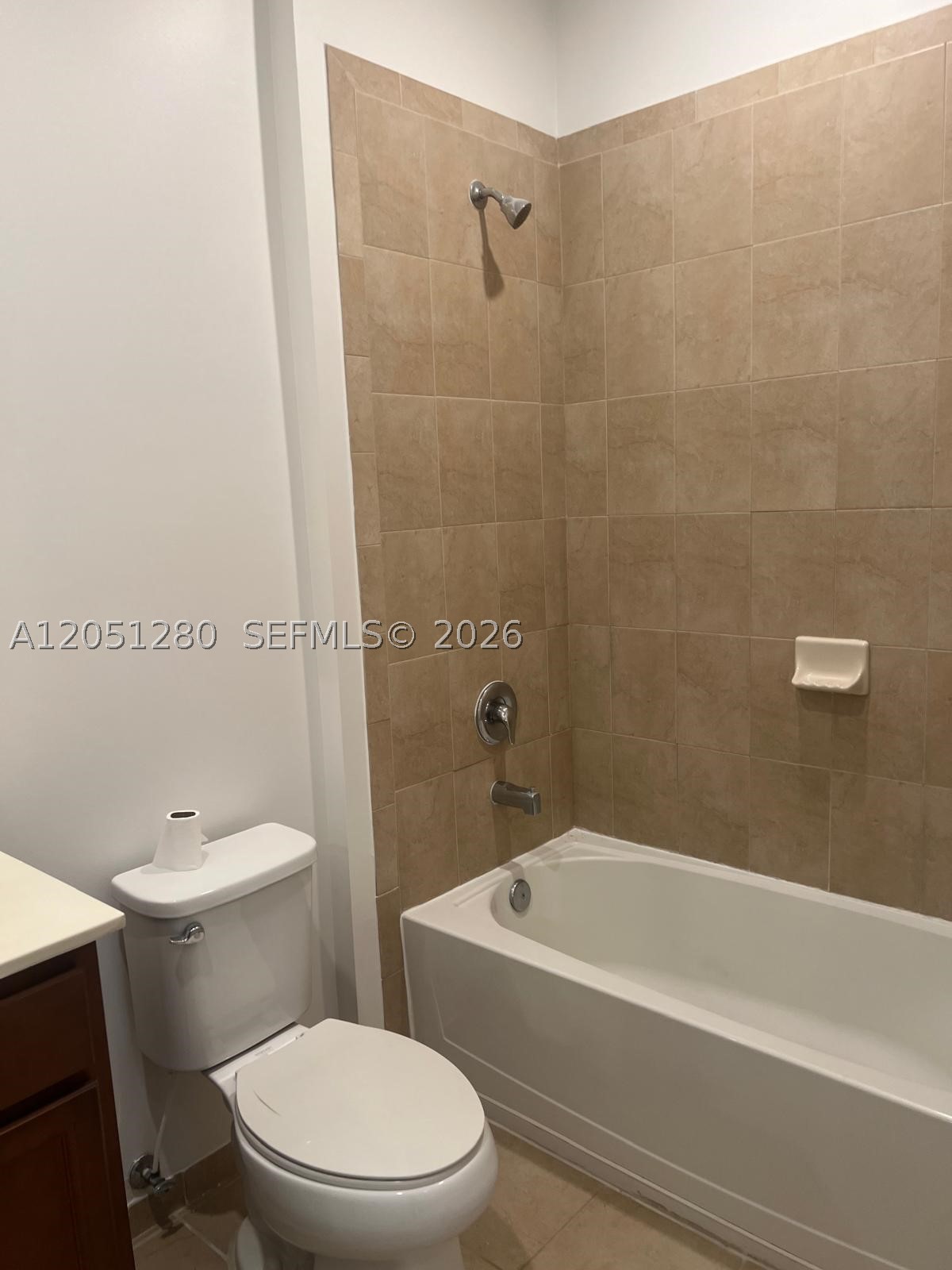 ST MAARTEN AT GRAND BAY C - Residential Lease