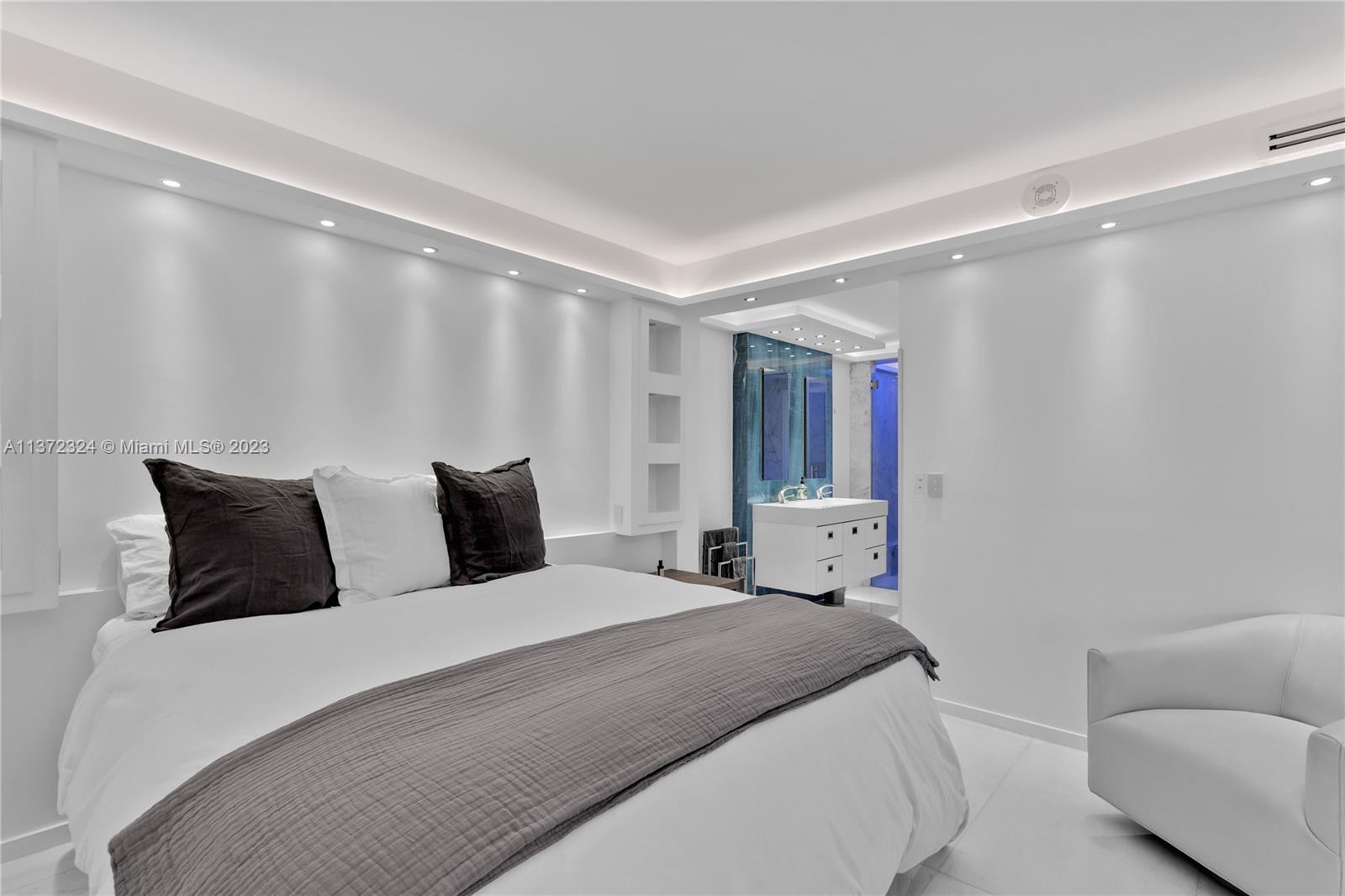 BELLE ISLE - Residential Lease