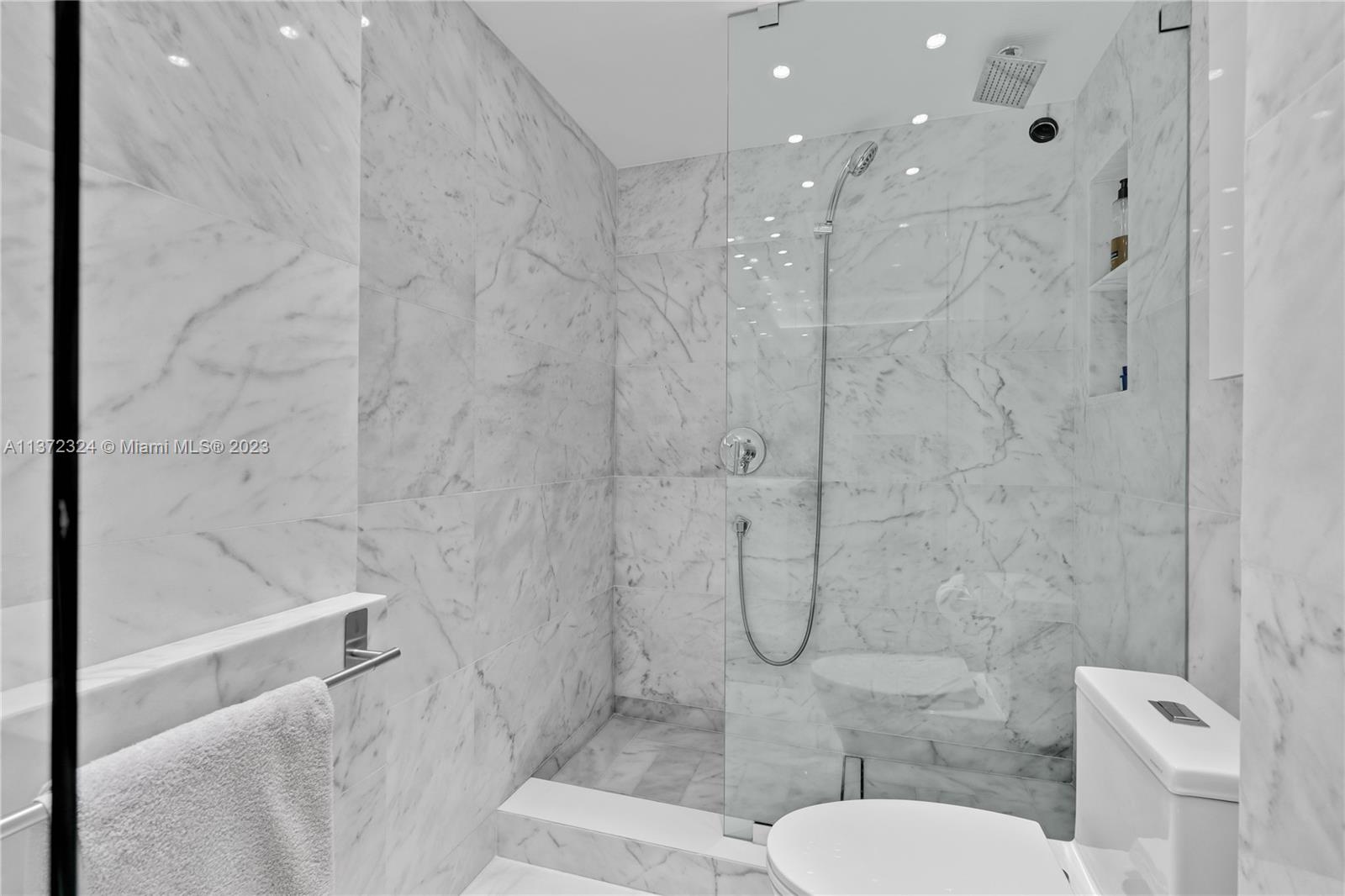 BELLE ISLE - Residential Lease