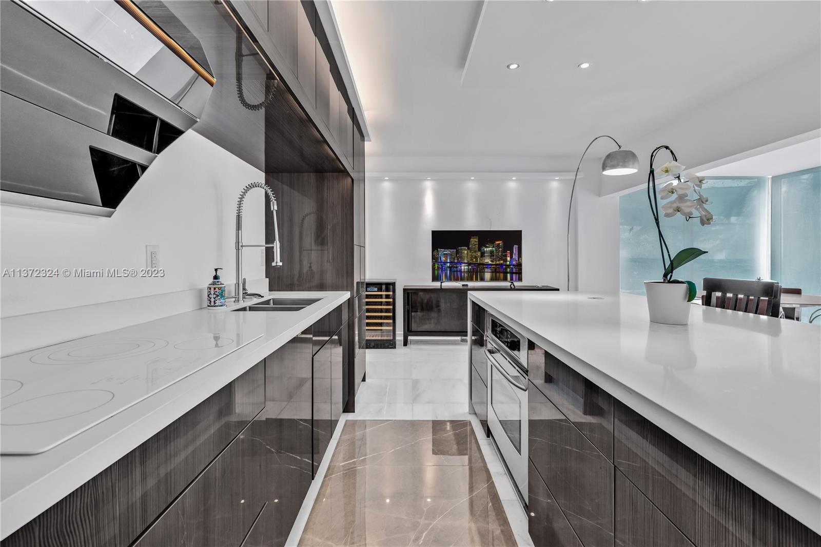 BELLE ISLE - Residential Lease