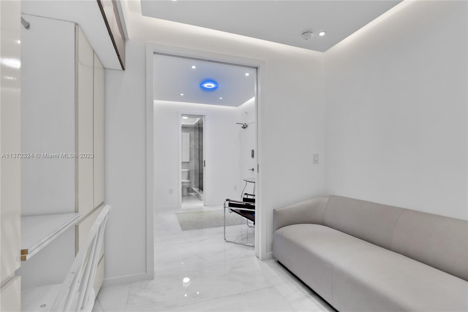 BELLE ISLE - Residential Lease