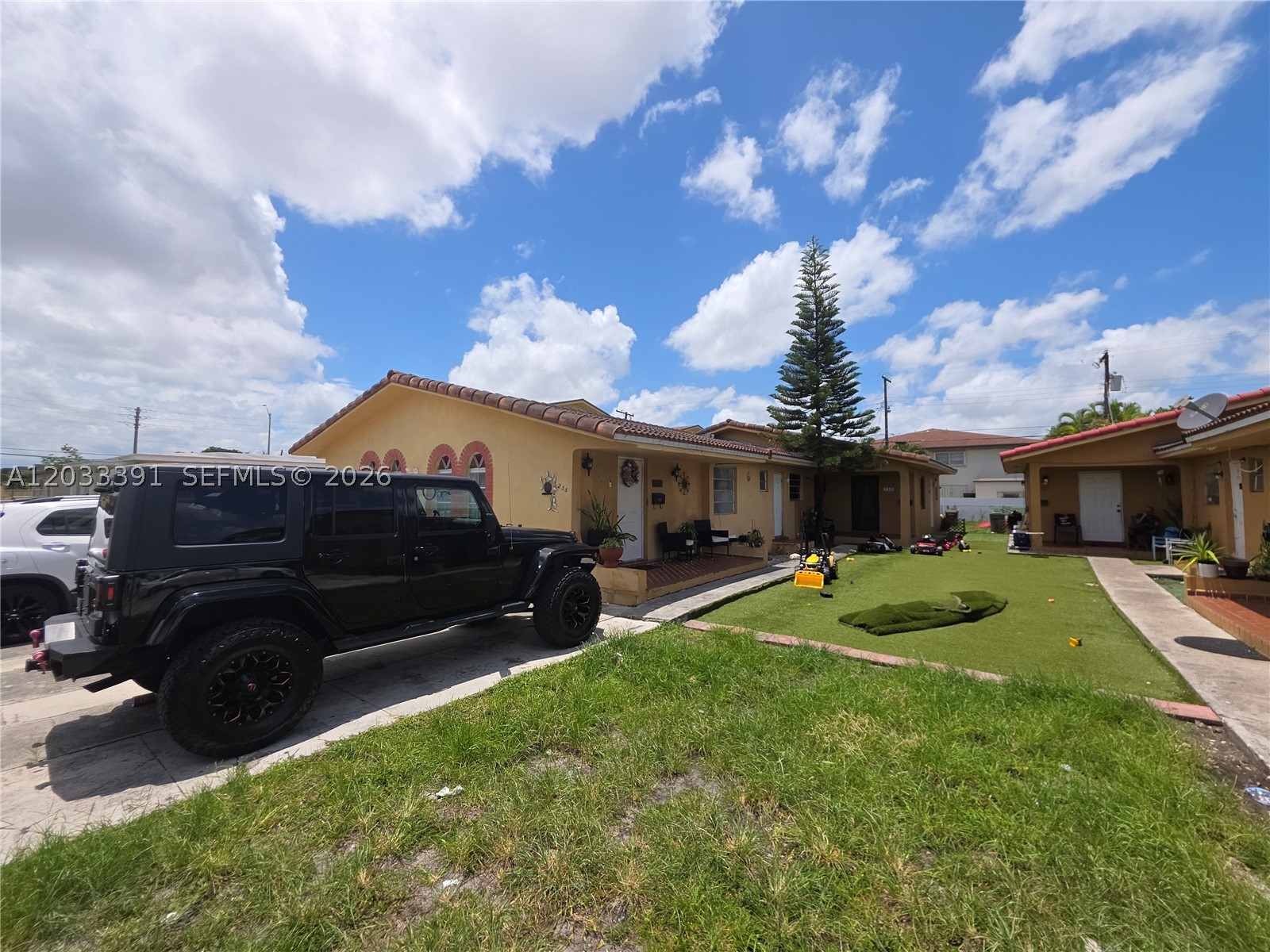 HIALEAH 4TH ADDN - Residential Income