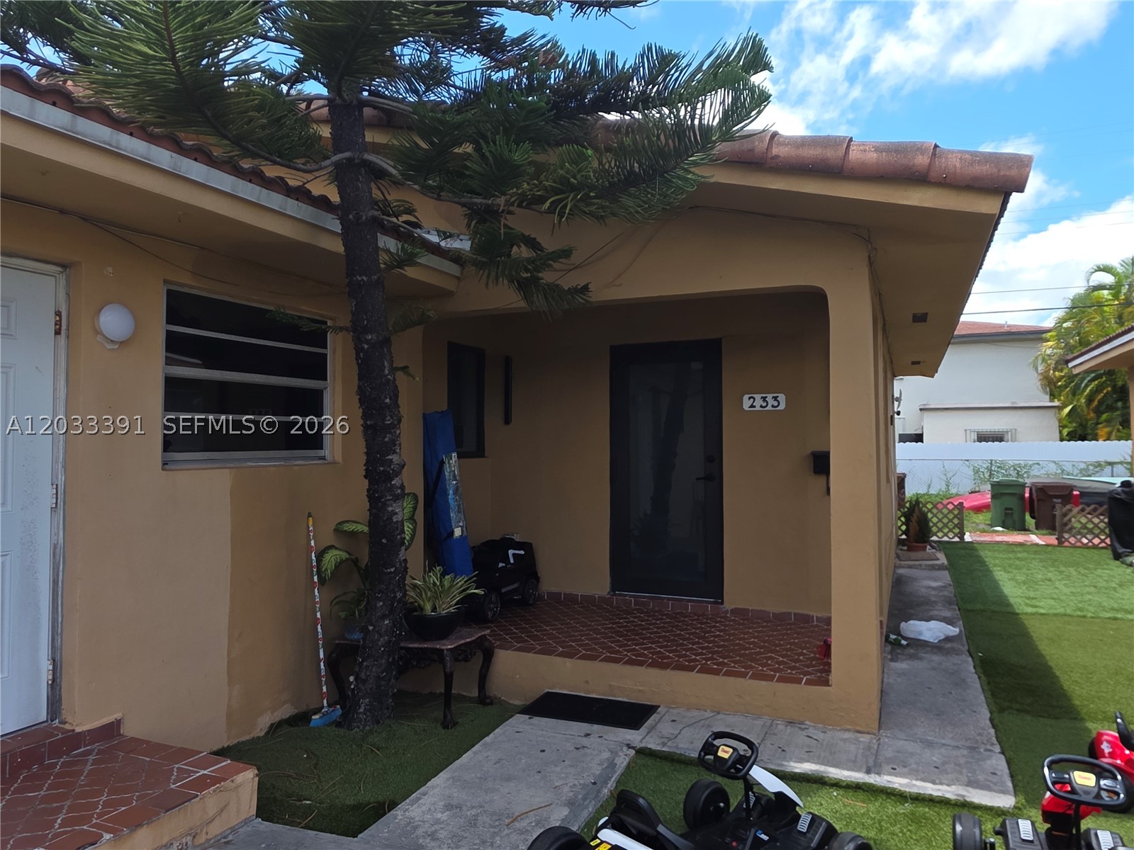 HIALEAH 4TH ADDN - Residential Income