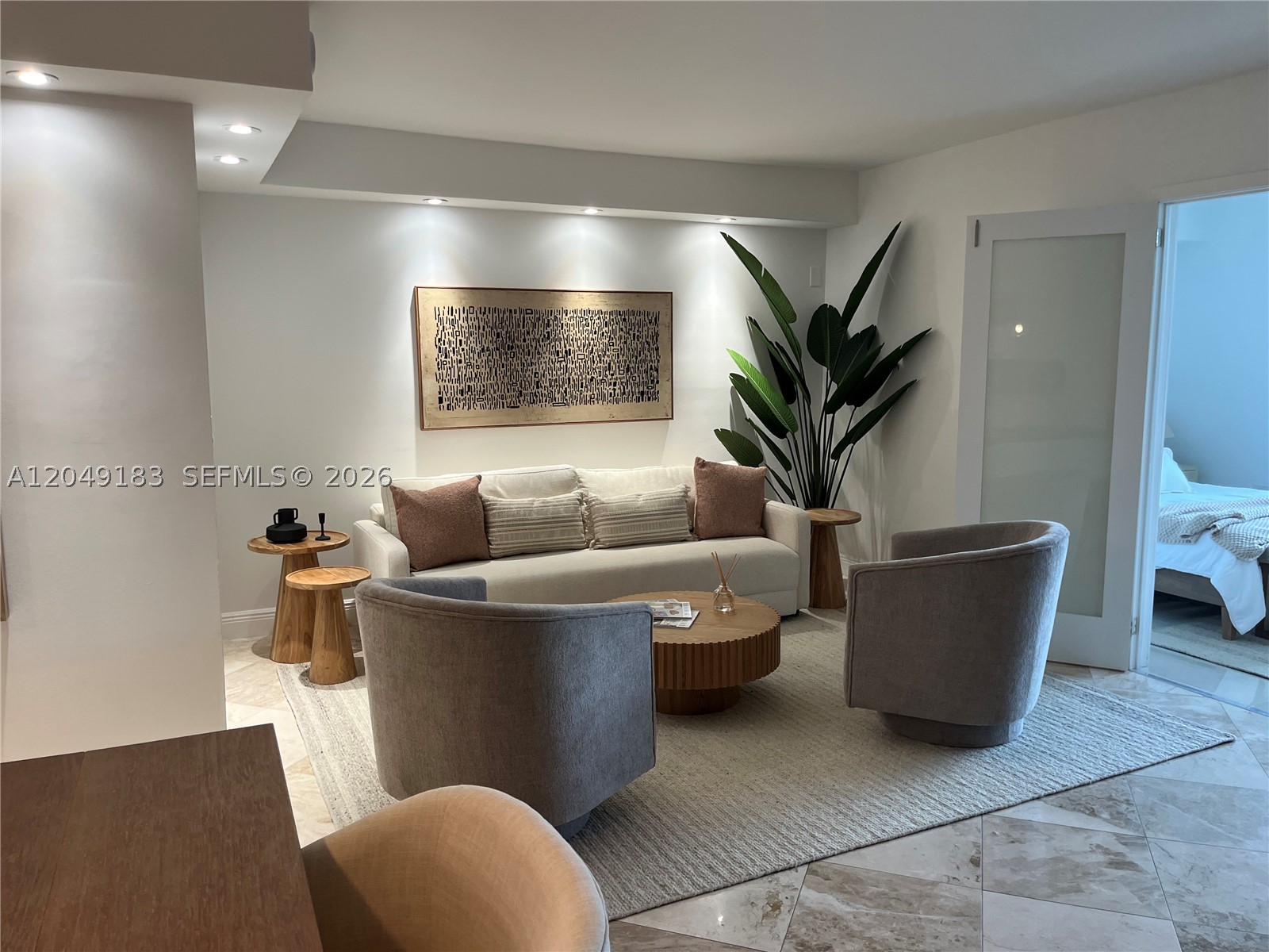 RONEY PALACE CONDO - Residential