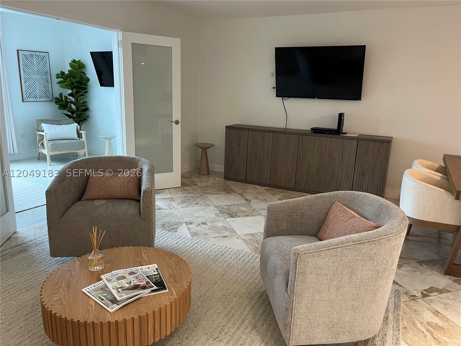 RONEY PALACE CONDO - Residential