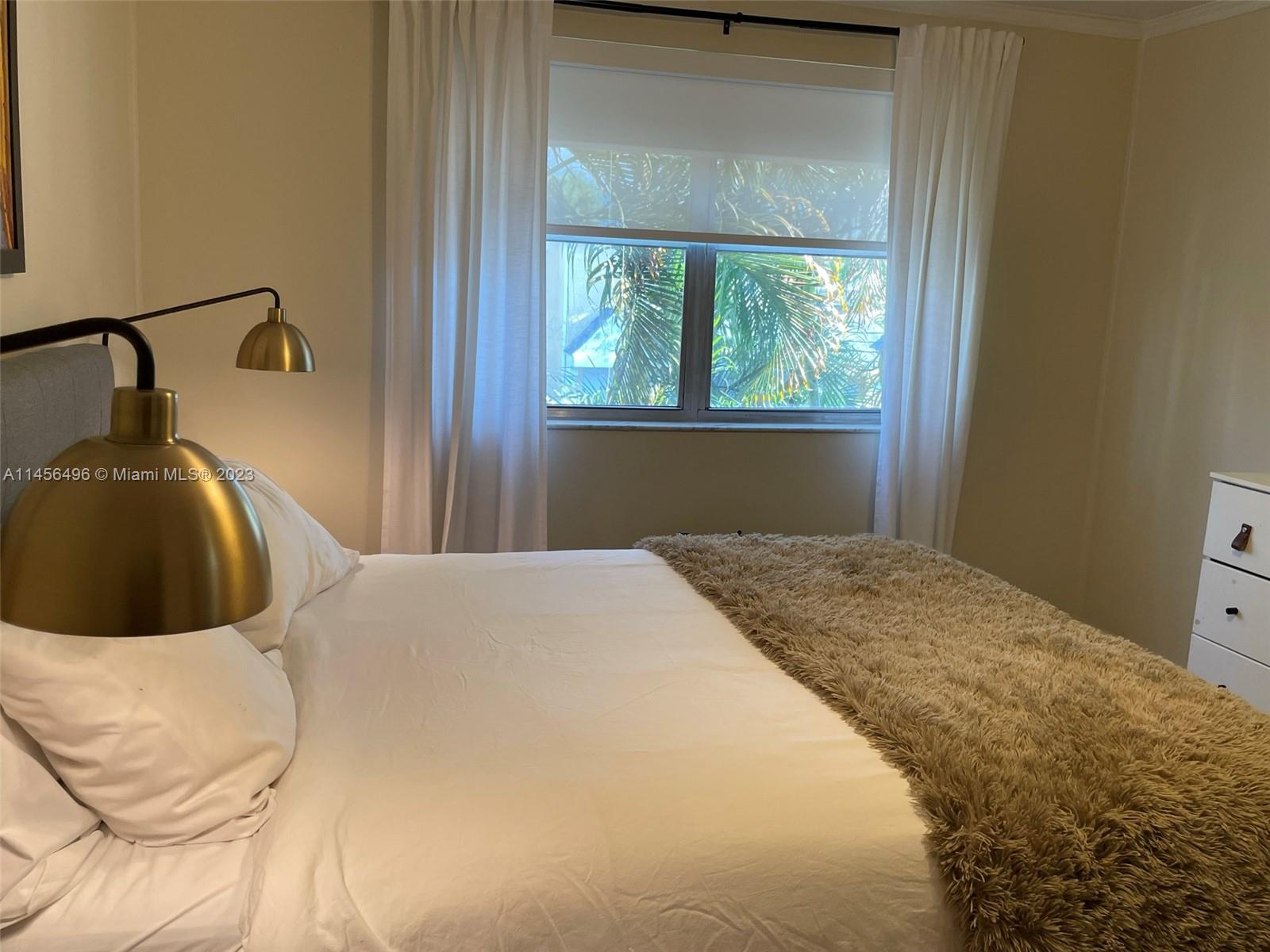 GABLES POINT III CONDO - Residential
