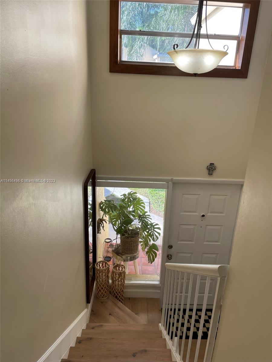 GABLES POINT III CONDO - Residential