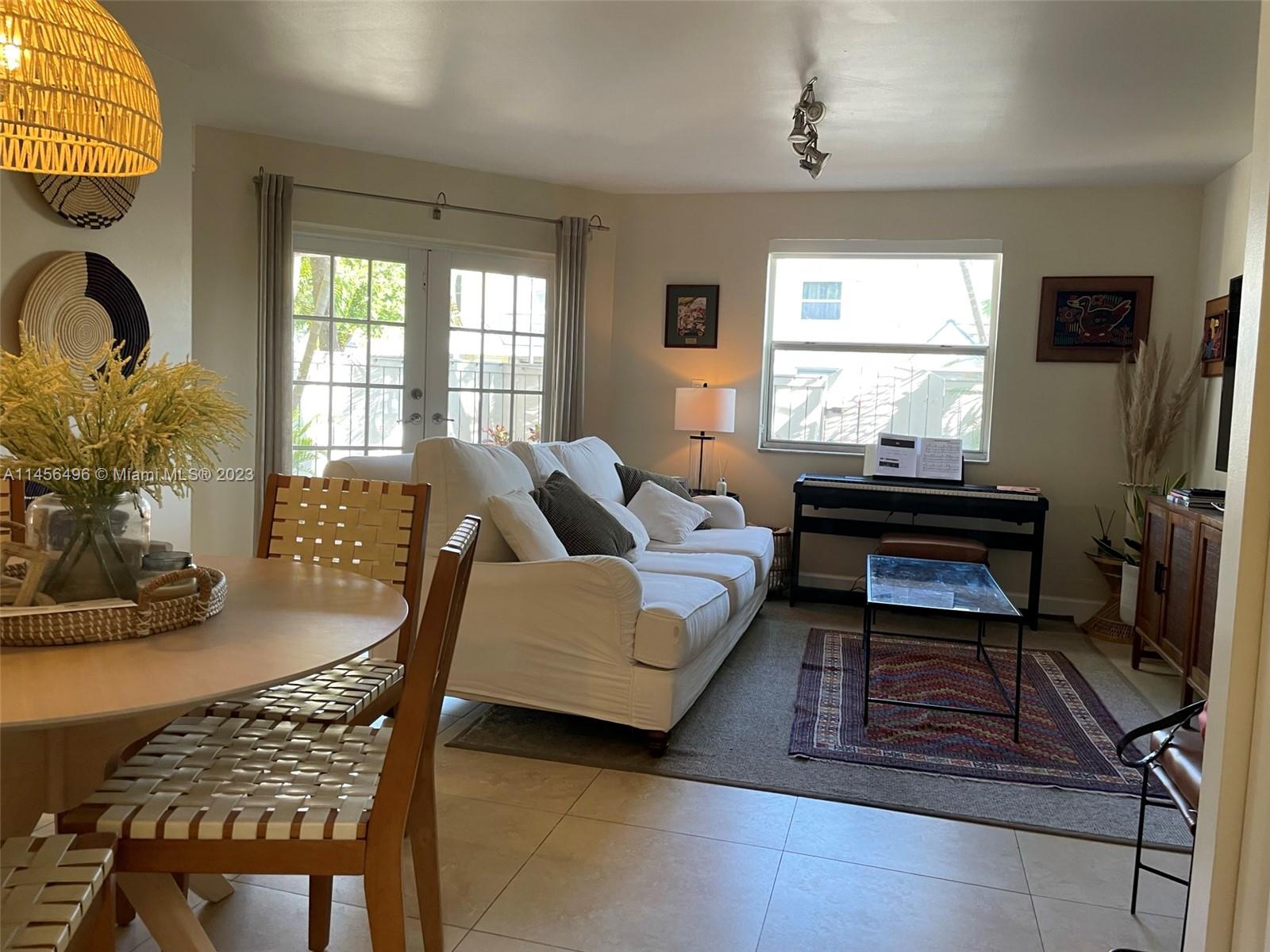 GABLES POINT III CONDO - Residential